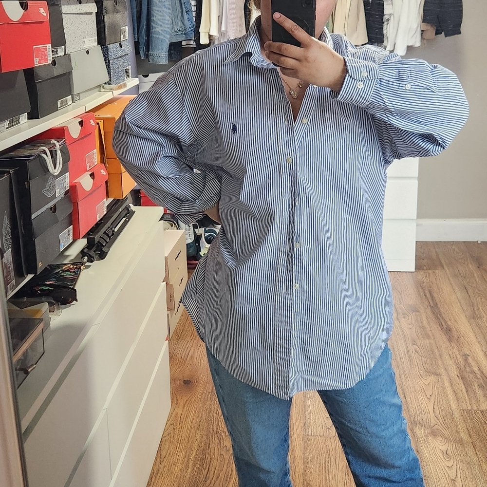 Ralph Lauren Blue And White Stripped Button Down